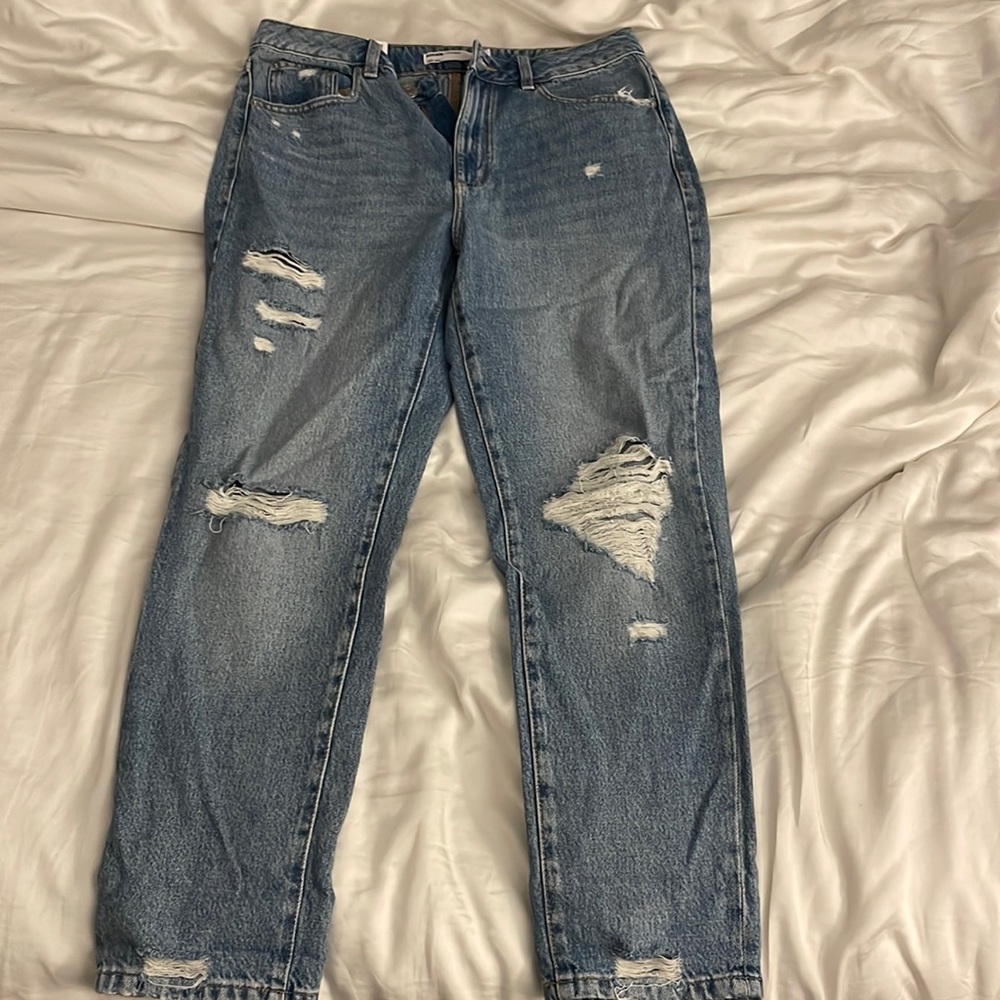 Full length jeans. Brand new never worn.Light blue